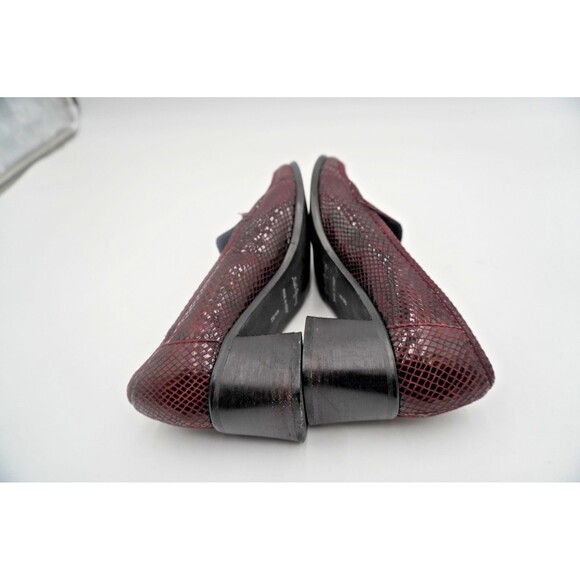 Sesto Meucci Italy Burgundy Snake Embossed Leather Low Heel Loafer Pumps Size 9M - Picture 8 of 12